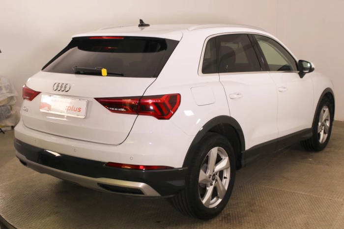 Audi Q3  35 2.0 tdi Business Advanced s-tronic