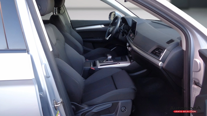 Audi Q5 Sportback  2021 -  40 2.0 tdi mhev 12V S line 