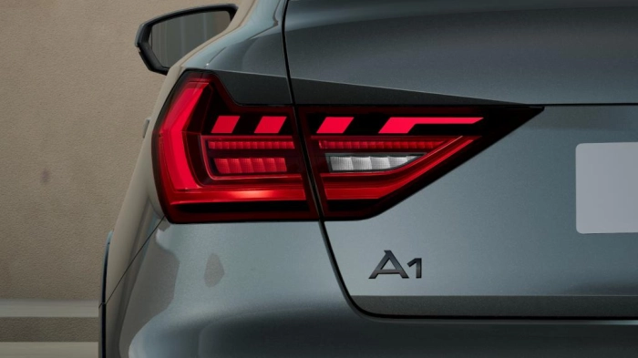 Audi A1 Allstreet   Business 30 TFSI  85(116) kW(CV) 6-marce