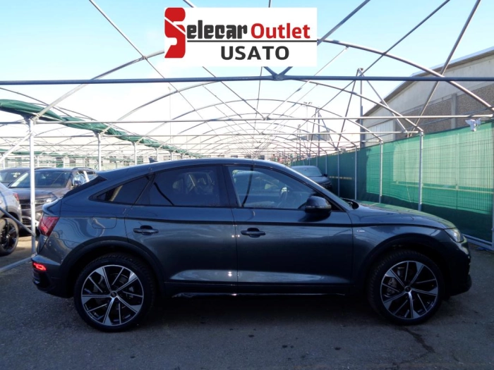 Audi Q5 Sportback  40 2.0 tdi mhev 12V S lin