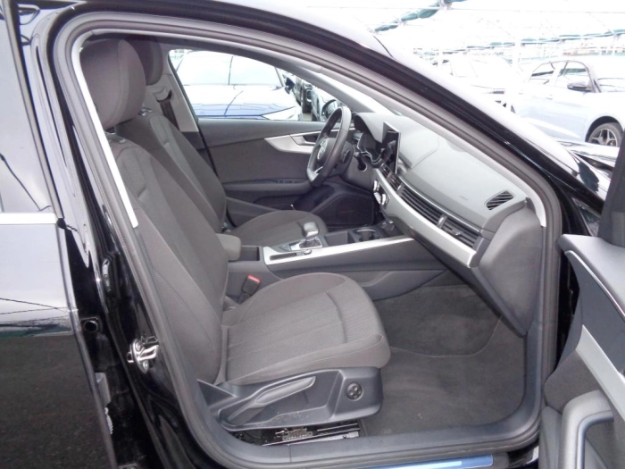 Audi A4 Avant  35 2.0 tfsi mhev Business Advance