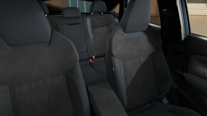 Audi Q3 Sportback   Business e-hybrid  200 kW S tronic