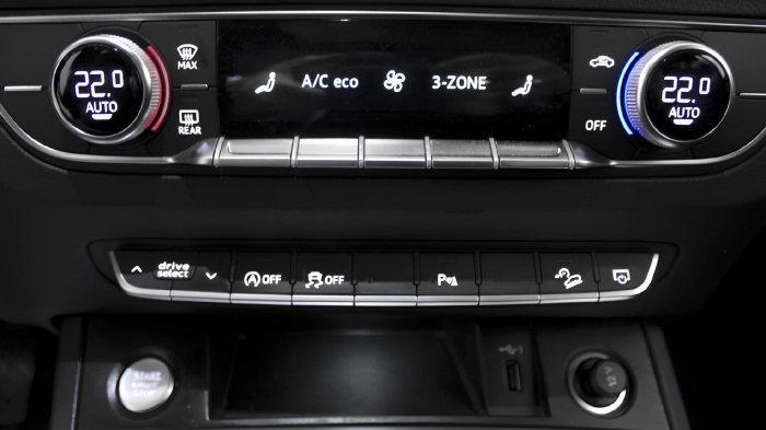 Audi Q5  40 2.0 tdi mhev 12V Business quattro s-tronic