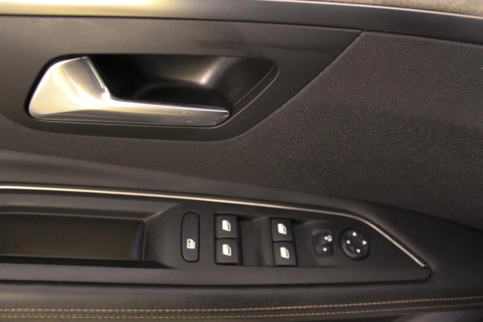 Peugeot 3008  2.0 bluehdi GT s&s 180cv eat6