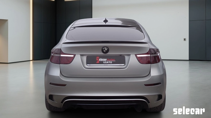 BMW X6  M 4.4 V8 auto