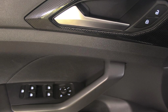 Volkswagen T-Cross Nuova Edition Plus 1.0 TSI 70 kW (95 CV) Manuale