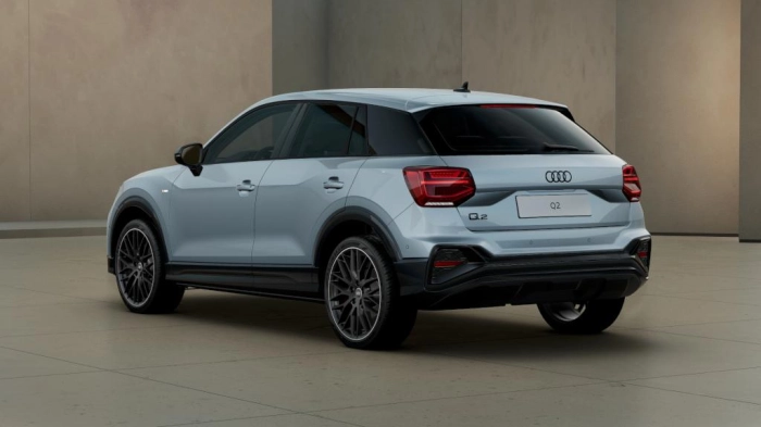 Audi Q2    Identity Black 35 TFSI  110(150) kW(CV) S tronic