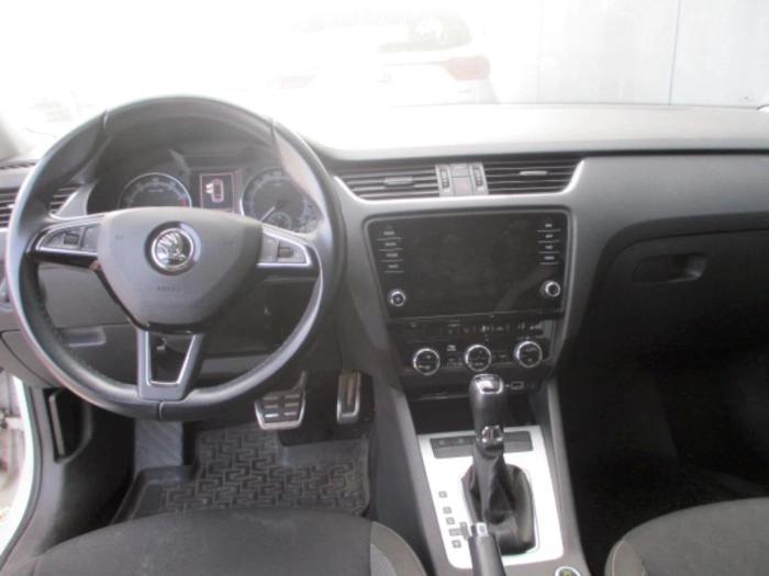 Skoda Octavia  Wagon 1.5 g-tec Executive 130cv dsg