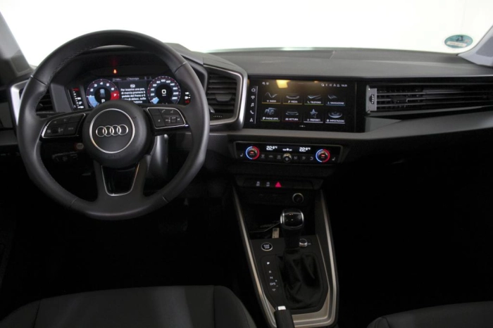 Audi A1 Sportback  30 1.0 tfsi S Line 116cv s-tronic