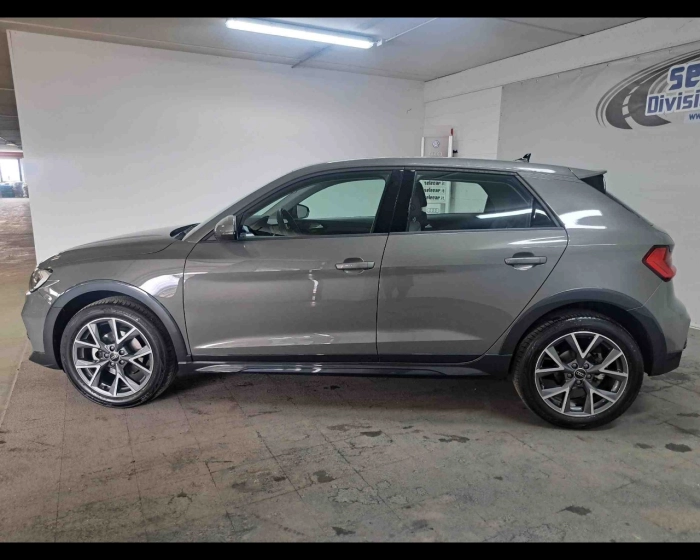 Audi A1 Allstreet  30 1.0 tfsi Admired 110c