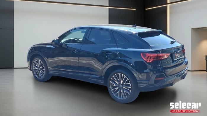 Audi Q3 Sportback  35 2.0 tdi Business Plus 