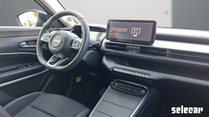 Jeep Avenger  -  1.2 turbo e-hybrid mhev Summit fwd 110cv e