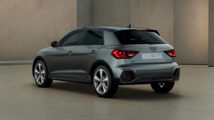 Audi A1 Allstreet   Identity Contrast 30 TFSI  85(116) kW(CV) S tronic