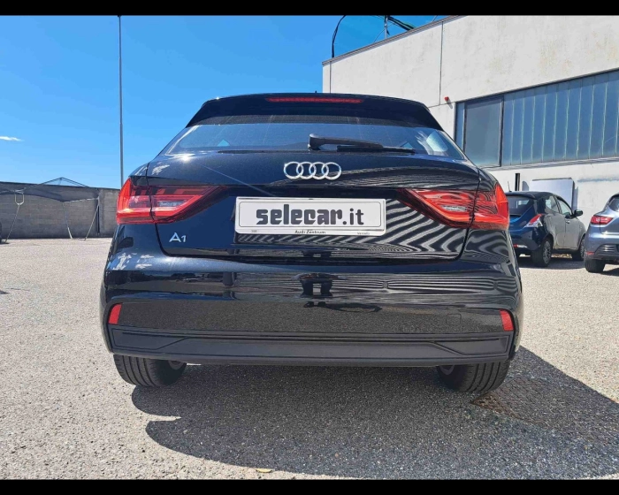 Audi A1 Sportback  30 1.0 tfsi Admired 110c