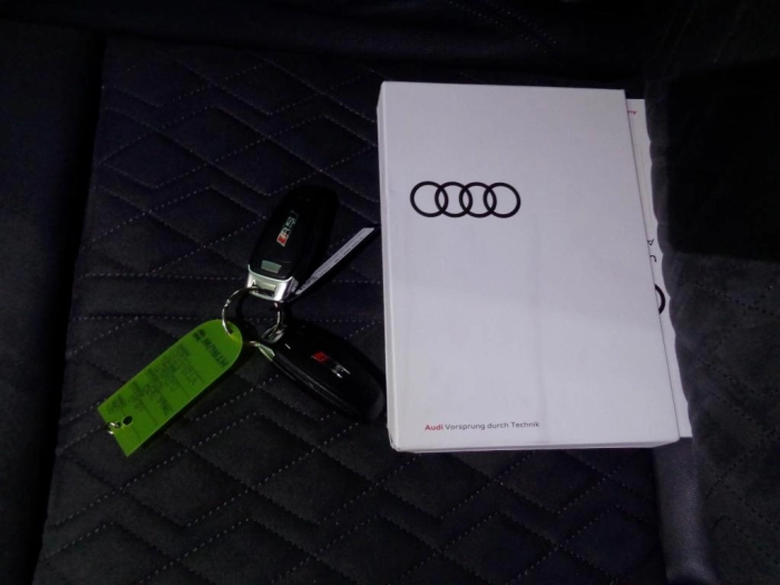 Audi A6 Avant RS6 Avant 4.0 mhev quattro tiptronic