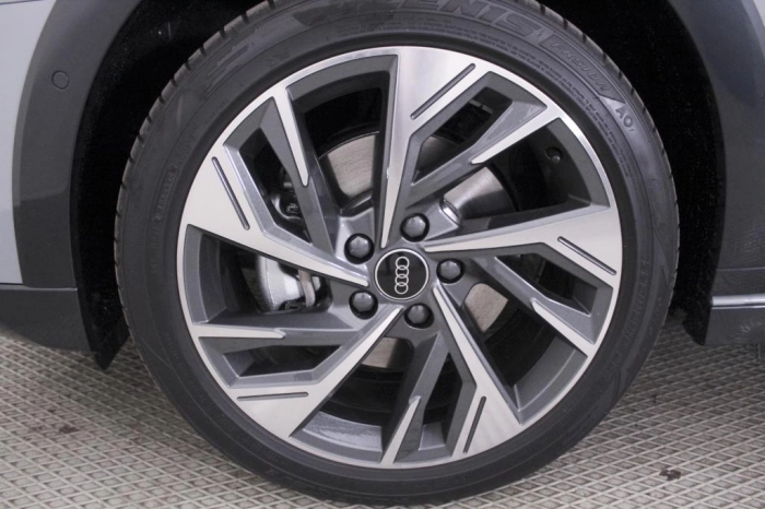 Audi A3 Allstreet   Identity Contrast 40 TFSI e  150 kW S tronic