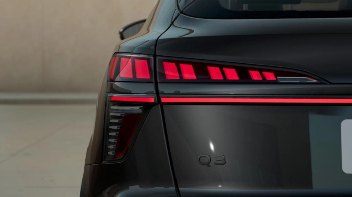Audi Q3 Sportback   S line e-hybrid  200 kW S tronic