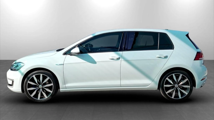 Volkswagen Golf e- 5p