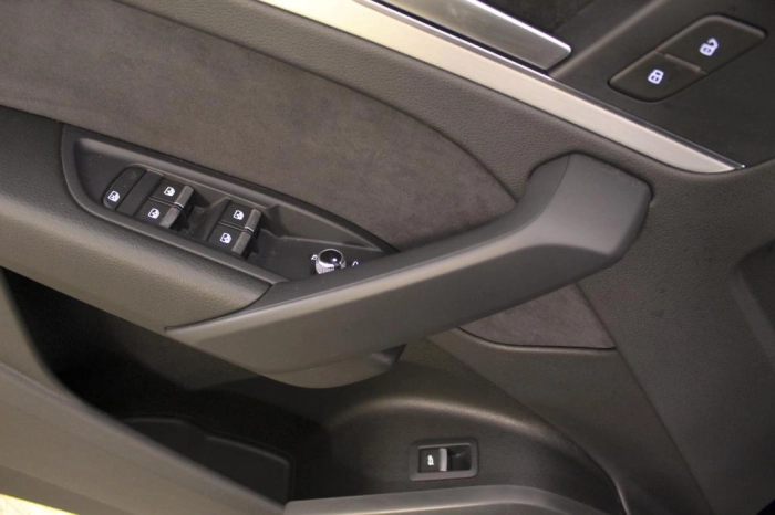 Audi Q5  40 2.0 tdi mhev 12V S line quattro s-tronic