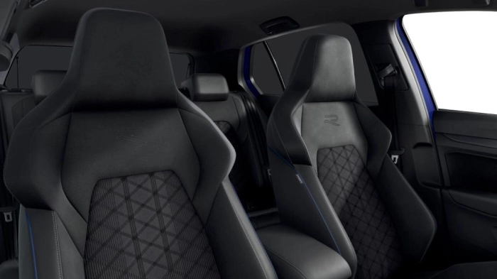 Volkswagen Golf Nuova  R-Line Plus 1.5 eTSI ACT 85 kW (115 CV) DSG