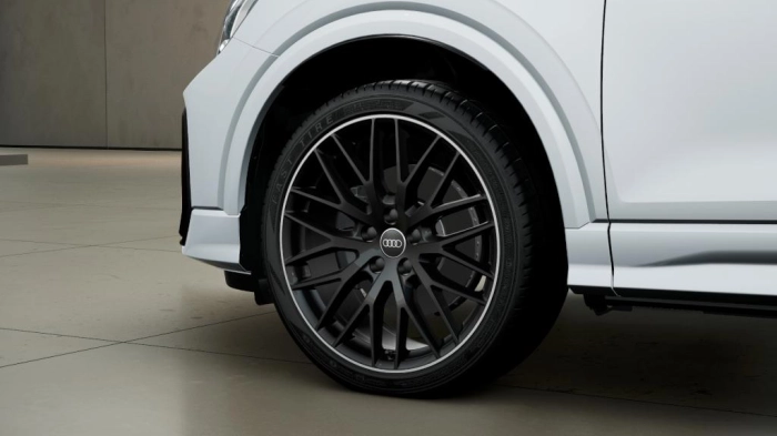 Audi Q2    Identity Black 35 TDI quattro 110(150) kW(CV) S tronic