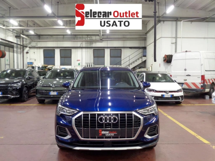 Audi Q3  35 2.0 tdi Business Advanced s-tronic