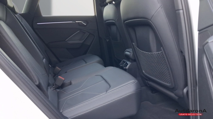 Audi Q3  40 2.0 tfsi S line edition quattro s-tronic