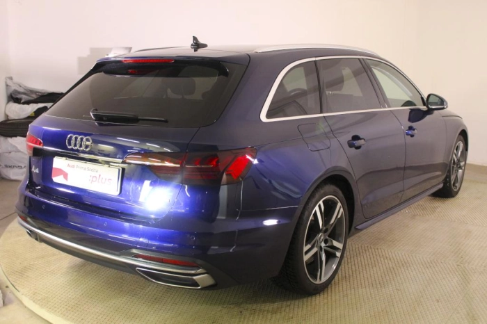 Audi A4 Avant  40 2.0 tdi mhev S line edition qu