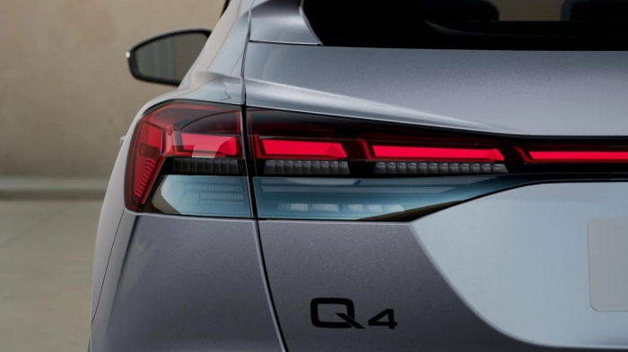 Audi Q4 Sportback   S line edition 45 e-tron  210,00 kW