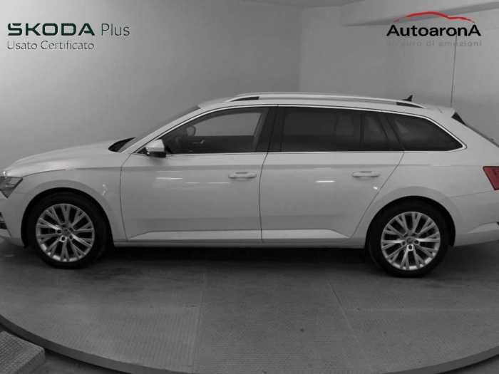 Skoda Superb  Wagon iV 1.4 tsi phev Style dsg