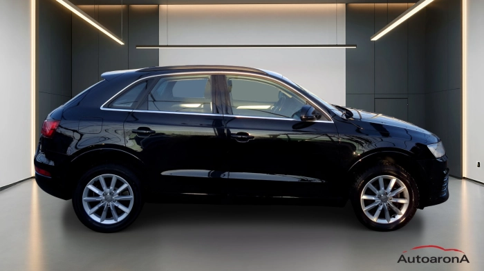 Audi Q3  2.0 tdi Business 120cv