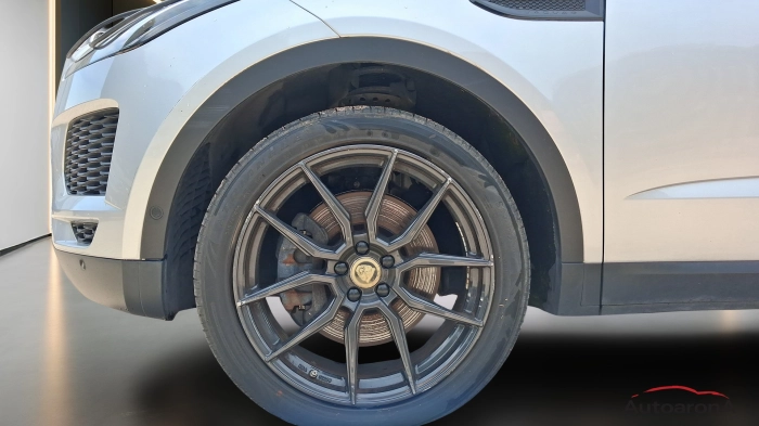 Jaguar E-Pace  2.0D 240 CV AWD aut. R-Dynamic SE