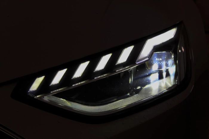 Audi A4 Avant  35 2.0 tdi mhev Business Advanced