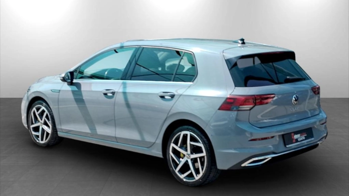 Volkswagen Golf  2.0 tdi Style 150cv dsg