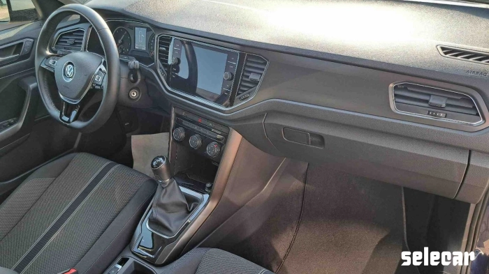Volkswagen T-Roc  2017 -  1.0 tsi Style 115cv