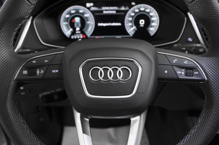 Audi Q5 Sportback   Sportback S line plus 50 TFSI e quattro 220(299) kW(CV) S tronic