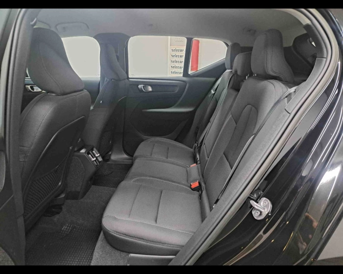 Volvo XC40 1.5 t3 Momentum Pro 163cv my21