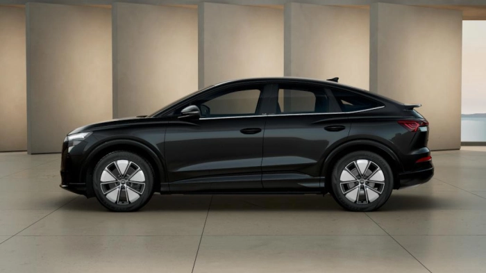 Audi Q4 Sportback   Sportback Business Advanced e-tron performance  210,00 kW