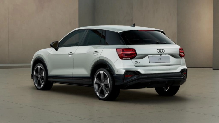 Audi Q2    Identity Black 35 TDI  110(150) kW(CV) S tronic
