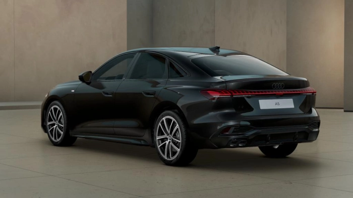 Audi A5 Sedan   Sedan S line edition TDI  150 kW S tronic