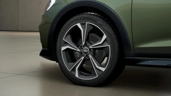 Audi A1 Allstreet   Identity Contrast 30 TFSI  85(116) kW(CV) S tronic