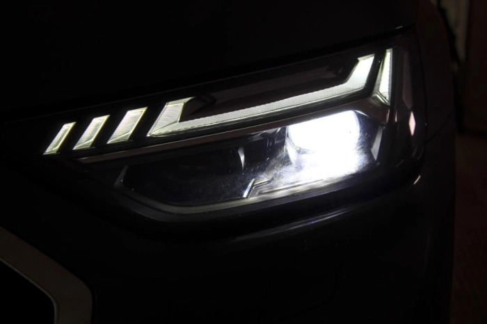 Audi Q5  40 2.0 tdi mhev 12V S line quattro s-tronic