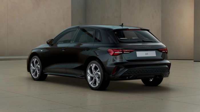 Audi A3 Sportback   S line edition TFSI e  150 kW S tronic