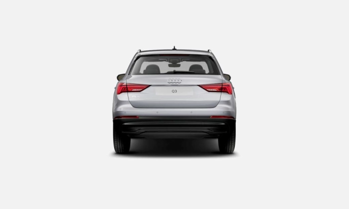 Audi Q3    Business 45 TFSI e  180(245) kW(CV) S tronic