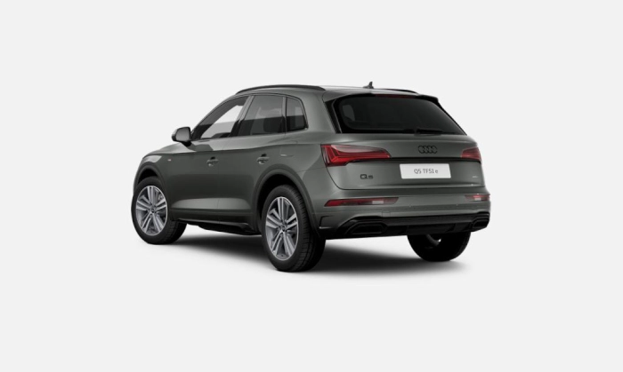 Audi Q5    S line plus 50 TFSI e quattro 220(299) kW(CV) S tronic