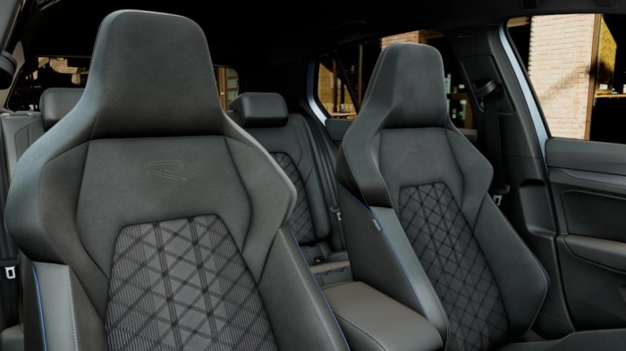 Volkswagen Golf Nuova  R-Line Plus 1.5 eTSI ACT 110 kW (150 CV) DSG