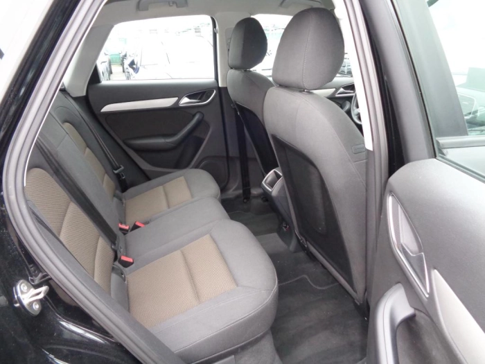 Audi Q3  2.0 tdi Business 140cv