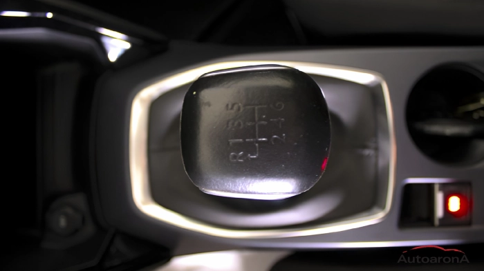 Peugeot 2008  1.5 bluehdi Allure s&s 100cv