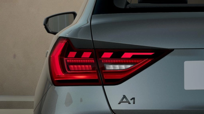 Audi A1 Sportback   S line Edition 30 TFSI  85(116) kW(CV) S tronic