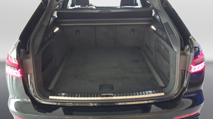 Audi A6 Avant  40 2.0 tdi mhev 12V S line editio